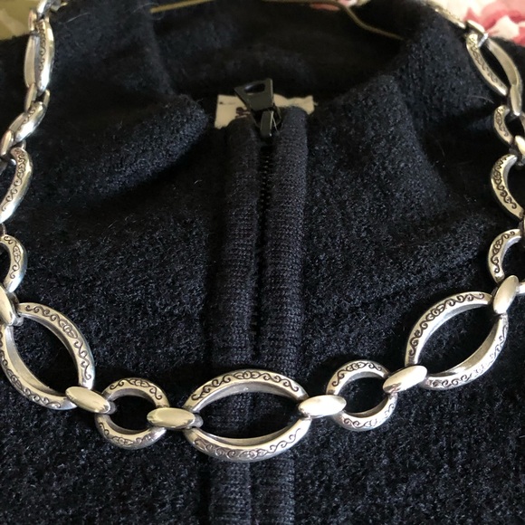 Brighton silver necklace with etching. With toggle clasp. - Picture 7 of 11